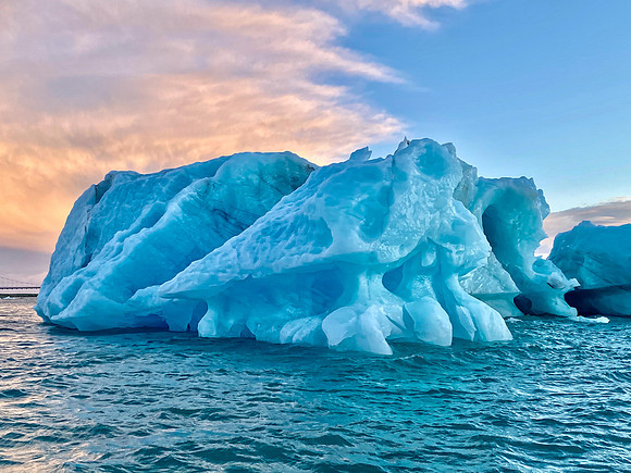Jokulsärlon Glacier Lagoon