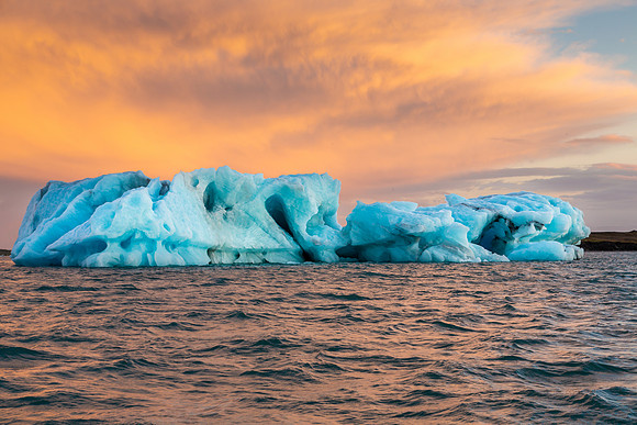 Jokulsärlon Glacier Lagoon