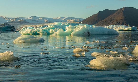 Jokulsärlon Glacier Lagoon