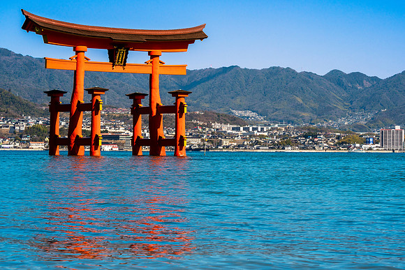 Itsukushima Torri Gate Miyajima Island